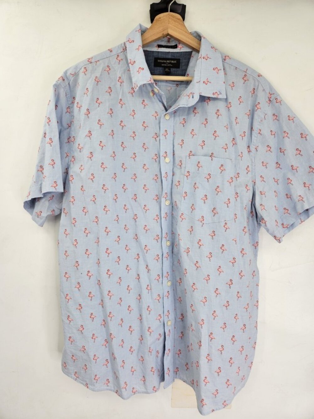 Banana Republic Shirt Mens XL Flamingo Resort Short Sleeve Tropical Vacation Top